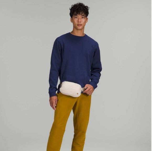 Lululemon Everywhere Fleece Belt Bag (Light Ivory) - Picture 12 of 13